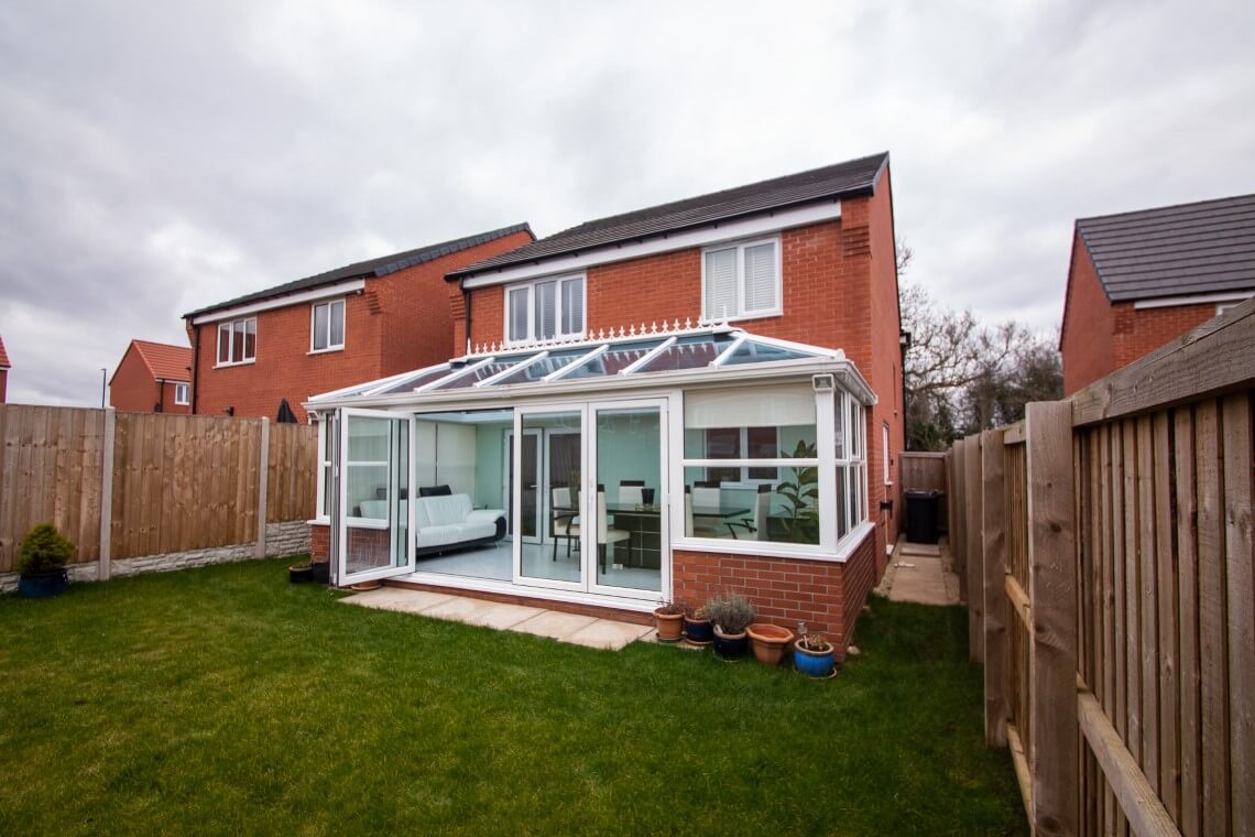 conservatory in nottinghamshire with bi fold doors